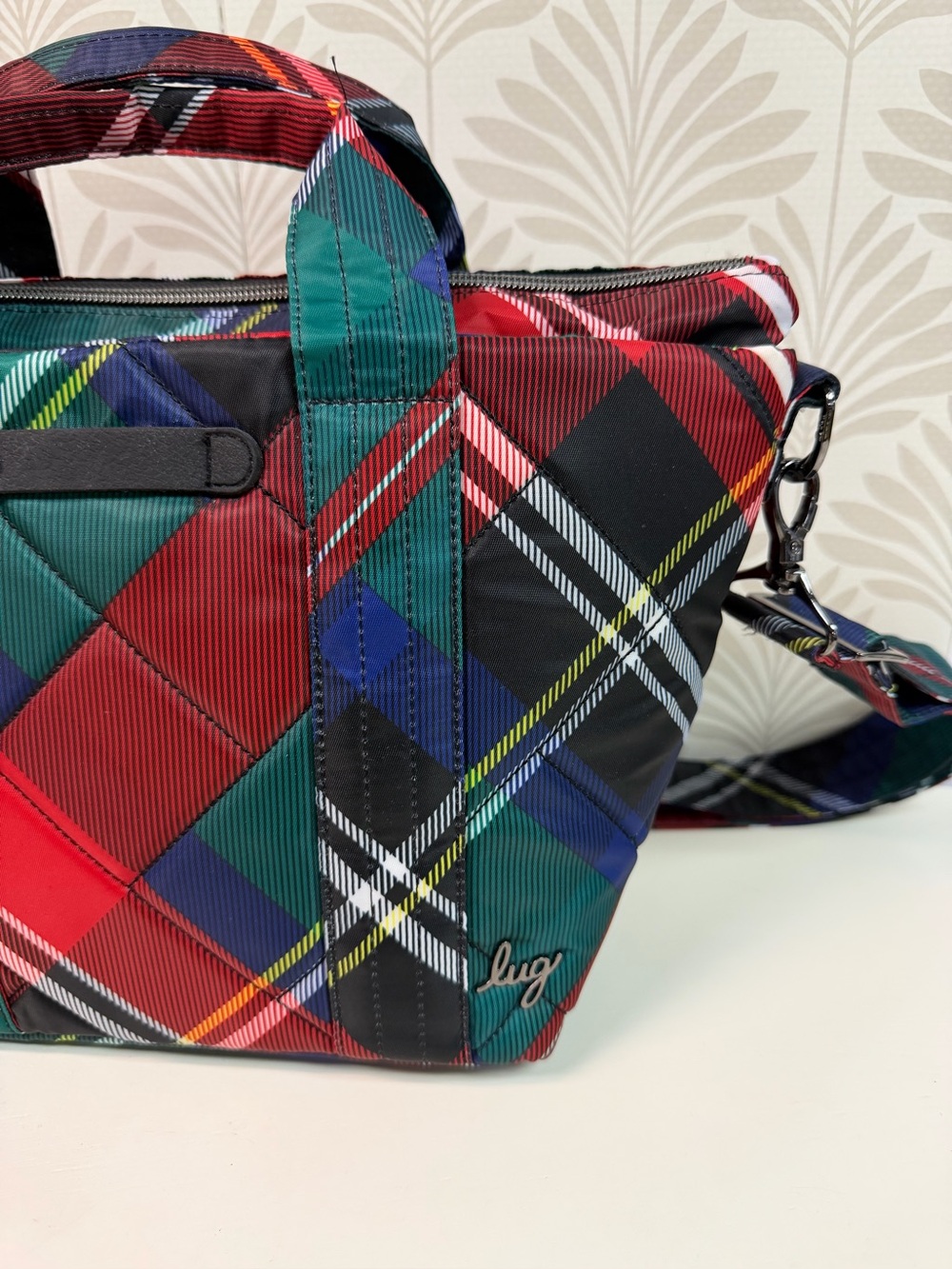 New Lug Dory Bag with Crossbody Strap in Red Plaid with Attached Key Holder - Picture 2 of 7